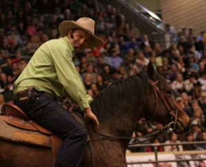 Guy McLean wins Road to the Horse with Four Sixes-bred Streakin Cat.