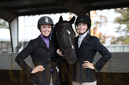 Twin Wins For Sisters Lindsey and Gretchen Ross and A Thumbs Up Ride in Equitation Over Fences