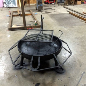 Trevor and Michelle Forness have once again donated a beautiful handcrafted item to the MTTA auction. This hand-crafted 4' fire pit would be the perfect addition to your barn or to load in the trailer for chilly horse show days. 