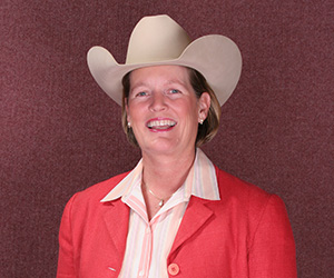 Gary Roberts, Stephanie Lynn, and Holly Hover Named Professionals of the Year During AQHA Convention