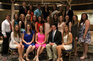 The 2015-2016 AQHA Youth Leadership Team. Photo courtesy of AQHA.