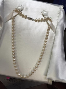 Beautiful 16" fresh water 6.5 mm necklace with 14k gold clasp. Retail more than $500. Donated by Tracy Bazoian. I