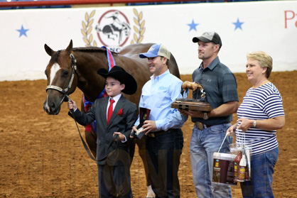 Halter Champions Crowned During Day 1 of 2016 AjPHA Youth World Include Christensen, Burns, Hayslip, Groeb, Gralla, and More!