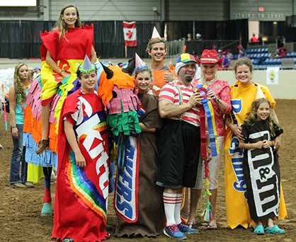 Open Costume Class Thrills the Crowd at 2017 Pinto World Show!