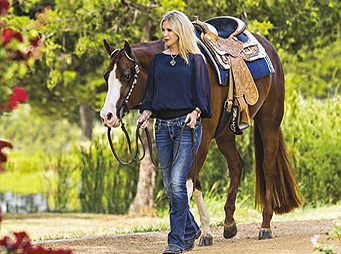 Susan Juroe – AQHA and APHA Breeder & Amateur Exhibitor