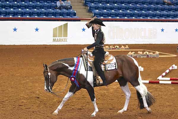 Erin Bradshaw and John Simon Win First World Championship in Classic Amateur Trail