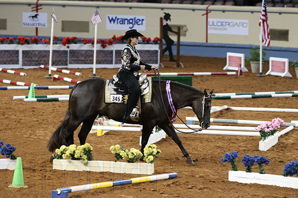 Jennifer Paul and Some Hot Potential Win Senior Trail and First World Title