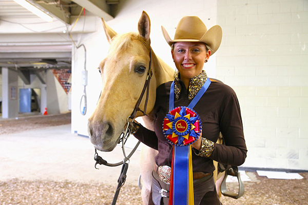 IHSA Riders Will Compete For 2018 NRHA Collegiate Reining Championship at Derby