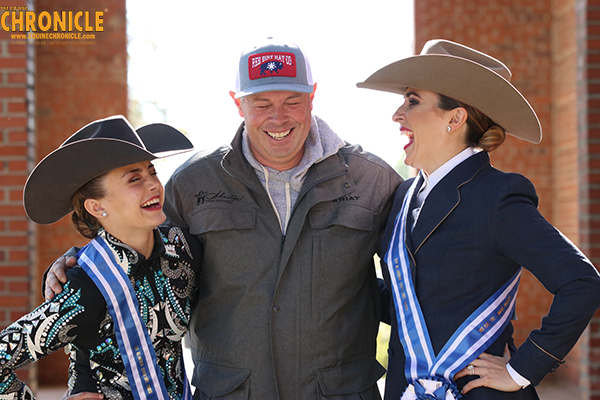 Two Congress Showmanship Titles For Ainsworth Barn With Alexis Potts and Kaylee Swanigan