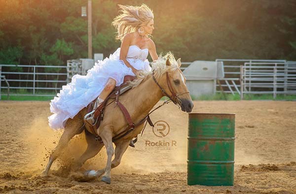 EC Photo of the Day- Runaway Bride!