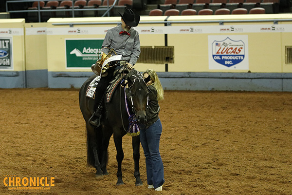 Kelly McDowall Wins First AQHA World Championship in Junior Trail With Moonlite Madnez