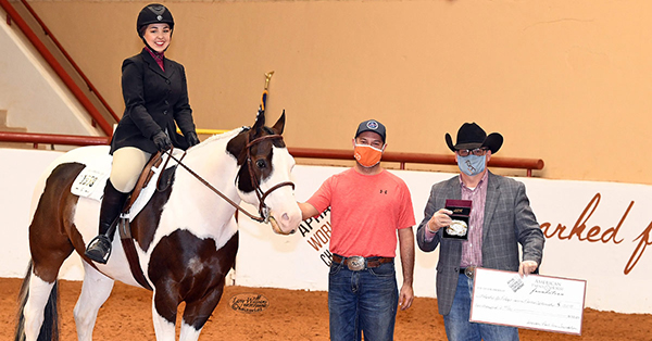 Bryanna Carney Wins 2020 Robyn Hanna Sportsmanship Award at APHA Youth World