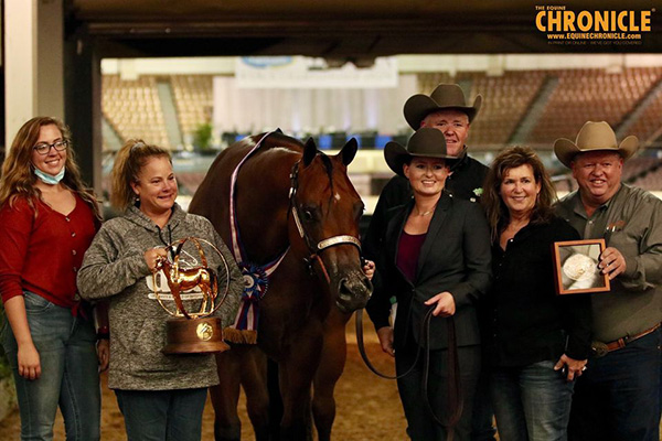 AQHA World Champions Include Fox, T. Smith, J. Smith