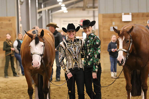 Photos and Results- Iowa PHC Early Bird Show