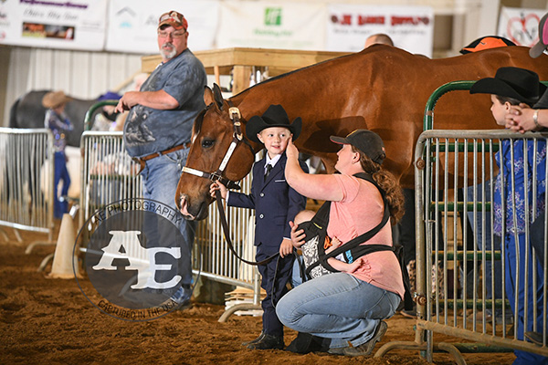 EC Photo of the Day- A Mother’s Love