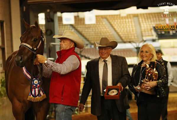 Morning World Champions at AQHA World Show Include Weakly, Donnelly, Anding, Kerns, Cook, and More