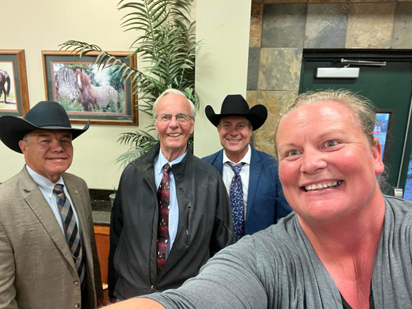EC Photo of the Day – A Judge Selfie from the NW