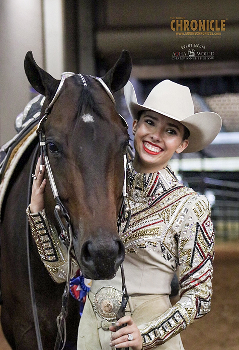 Natalia Devencenty and Moonlite Madnez win L3 Amateur Horsemanship at 2022 AQHA World