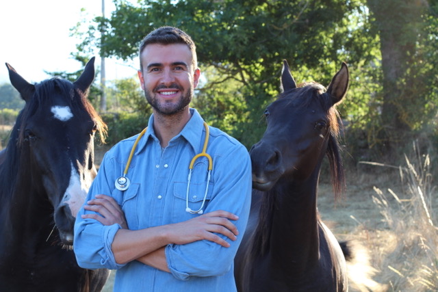 Zoetis Donates to Decade One to Promote the Retention of Equine Veterinarians