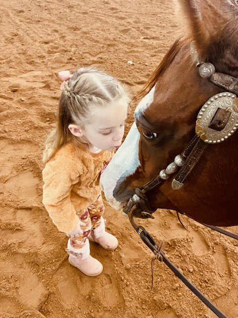 EC Photo of the Day – Real Princesses Kiss Horses