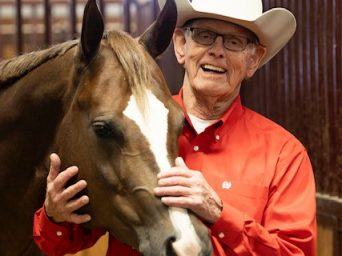 92-year-old Duane Van Horn Marks His 45th AQHA Win in Two Years