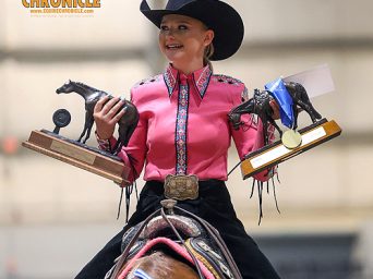 Shayne Gilliam and VS Im Urs N Ur Mine cinch a Congress Championship in 14-18 Western Riding