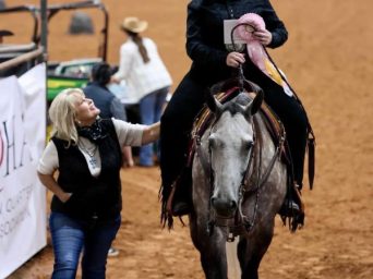 2 Main Components to Putting A Horse in the Bridle with Dana Hokana