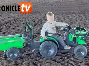 EC Video of the Day: Dirt Work with the Pros