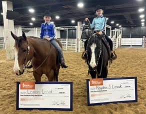 EC Photo of the Day: Sisters