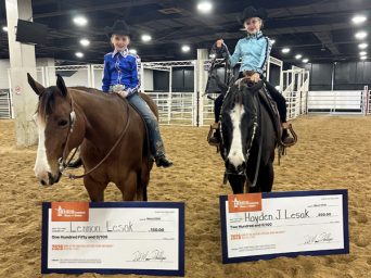 EC Photo of the Day: Sisters