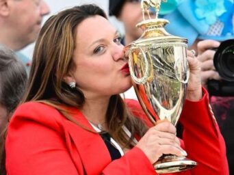Cherie DeVaux Announced as Keynote Speaker for AQHA Pro Horsemen Academy