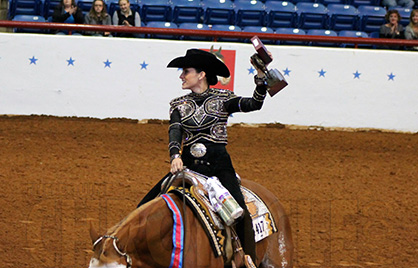 Ali Eidson Wins First Amateur Title With Gametime Sensation in Classic Am. Horsemanship at 2014 APHA World