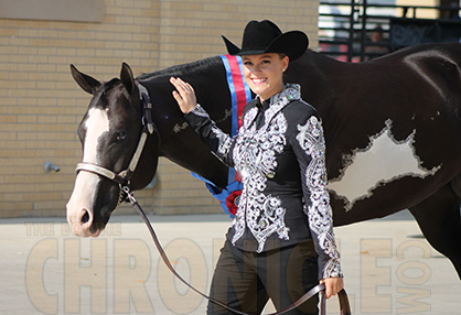 Lucie Lundquist and Lauren Gralla are AjPHA Youth World Champions in Showmanship