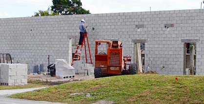 New Rood and Riddle Surgical Facility Begins to Take Shape