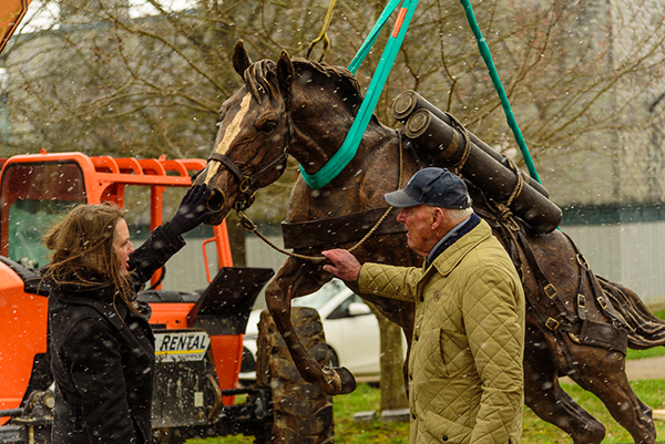 Statue Unveiled to Honor Mare Important to U.S. Marines During Korean War