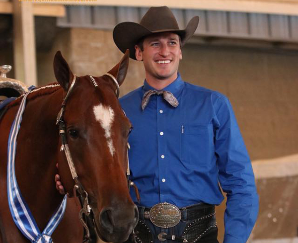 Troy Lehn/Zippin A Breeze Win Jr Western Riding; Tiina Volmer/Beter Late Thn Never Win Maturity Non Pro Ltd. HUS