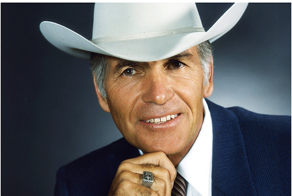 AQHA Past President, “The Marlboro Man,” Robert Norris, Has Passed