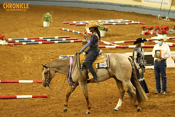 Klair Merrell and Lenora Roberts Win Trail Classes at AQHA Youth World Show