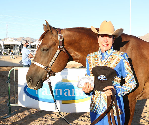 Sun Circuit National Championship Showmanship Winners Are Holliday and Marlow