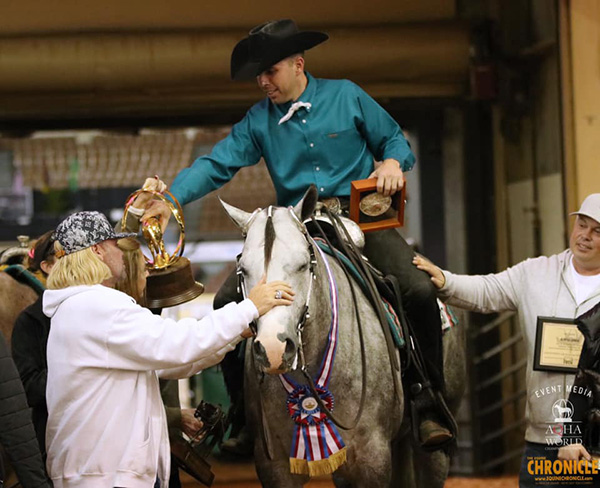 EC Cover Horse, Snap It Send It, is AQHA World Show Superhorse