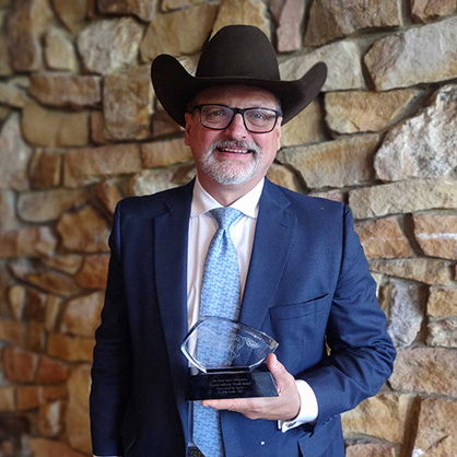 APHA Innovation Helps Billy Smith Win Equine Vision Award