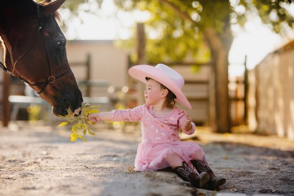 EC Photo of the Day – Hailey and Daisy